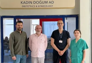 DEÜ’den Kadın Sağlığında Önemli Başarı: 15 Kiloluk Dev Yumurtalık Kisti Başarıyla Çıkarıldı