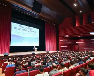Başkan Pekyatırmacı belediye personeli ile bayramlaştı