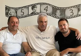 Usta Oyuncu Halil Ergün, Genç Yeteneklerle Etiler’de Buluştu!