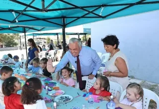 Başkan Şadi Özdemir, Doğanköy’deki yaz etkinliklerine katıldı