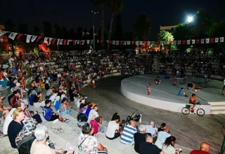 Bornova’da Yaz Akşamlarına Sinema Büyüsü