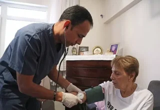 Çankaya Belediyesi’nin Evde Bakım Hizmetleri Sürüyor