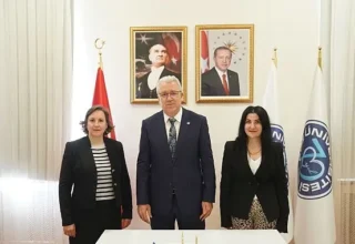 EÜ’nün “Jinekolojik ve Obstetrik Muayene Giysisi” buluşu “Faydalı Model” olarak tescillendi