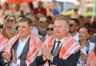 Urla’nın 2 bin 600 yıllık Bağ Bozumu Şenliği başladı