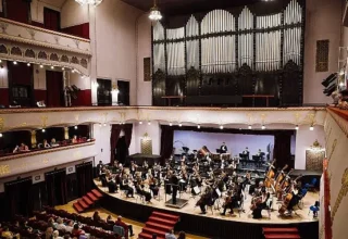 George Enescu Festivali’ne davet edilen ilk Türk orkestrası İDSO alkışlarla yurda döndü