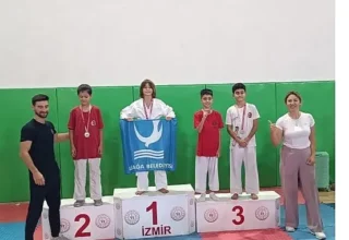 Zafer Bayramı Şampiyonası’nda Aliağa’nın Karate Zaferi